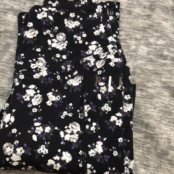 PINK Leggings - Picture 1 of 3